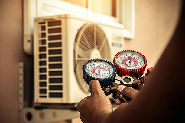 Professional Ductwork Repair technician working in Brentwood, NY